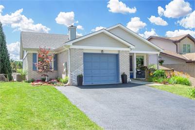 153 Oneida Pl, Kitchener MLS Real Estate Listing