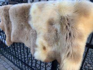 MELIERT natural sheepskins