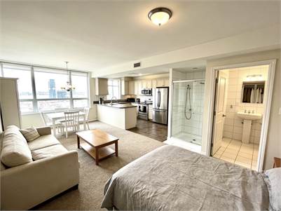 黄金地段 出行方便